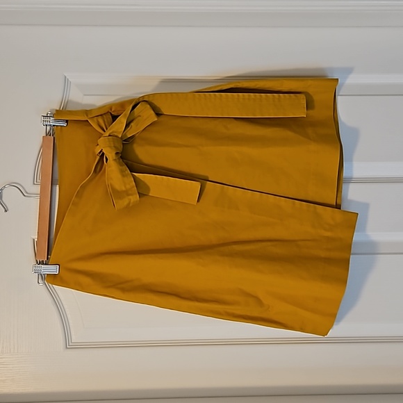 Skirt - Picture 1 of 2